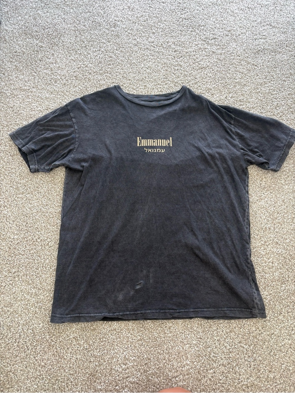 Short Sleeve Graphic Tee in Black